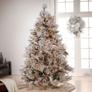 Vianočný stromček bielo-strieborno-zlatý